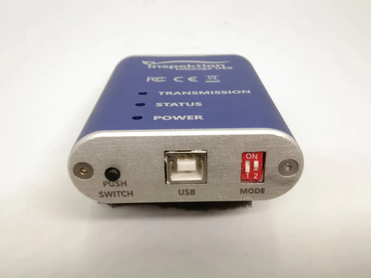 ด้านท้าย InGauge USB มีปุ่ม PUSH SWITCH พอร์ต USB Type-B และสวิตช์ MODE